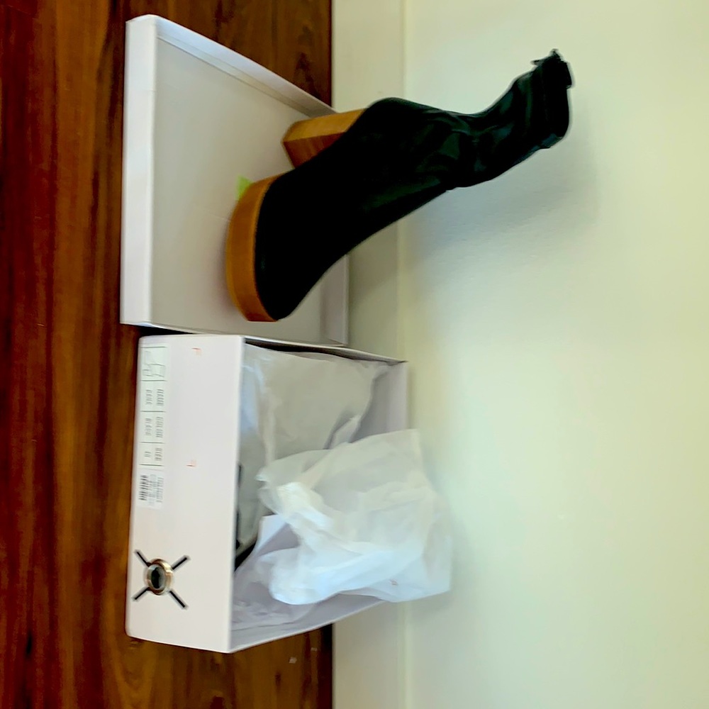 Black platform leather boots, size 40 EU